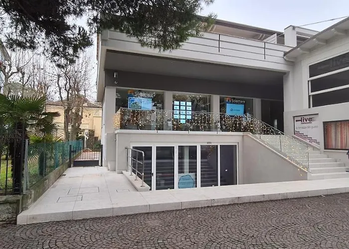 Tra Cielo E Mare * Cesenatico