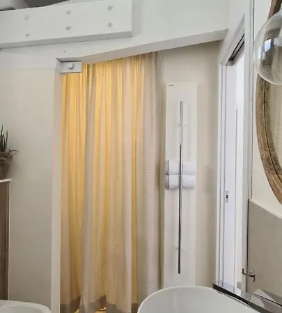 Tra Cielo E Mare * Cesenatico